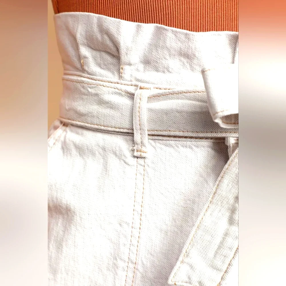 Free People Splendor in the Grass Paper Bag Waist Denim MiniSkirt Cream Sz 2 NEW - Picture 4 of 15